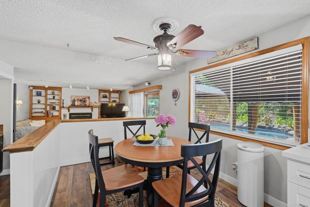 8359 Newbridge Way, Citrus Heights, CA 95610