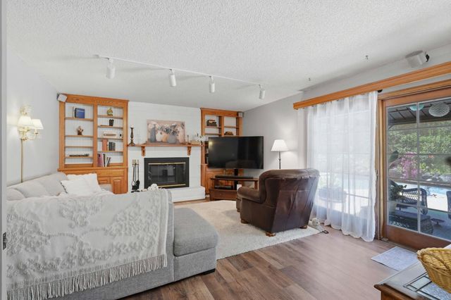 8359 Newbridge Way, Citrus Heights, CA 95610