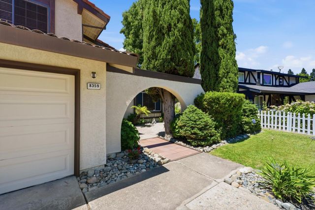 8359 Newbridge Way, Citrus Heights, CA 95610