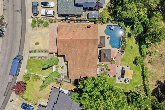 8359 Newbridge Way, Citrus Heights, CA 95610