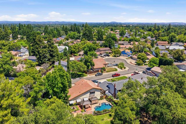 8359 Newbridge Way, Citrus Heights, CA 95610