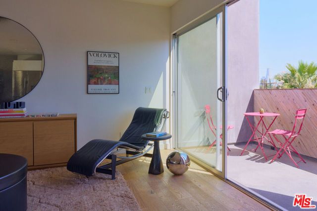 2204 Rosey Way, Los Angeles, CA 90026