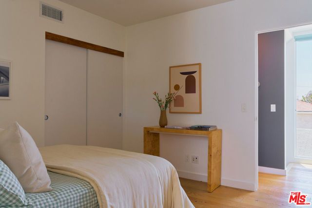 2204 Rosey Way, Los Angeles, CA 90026