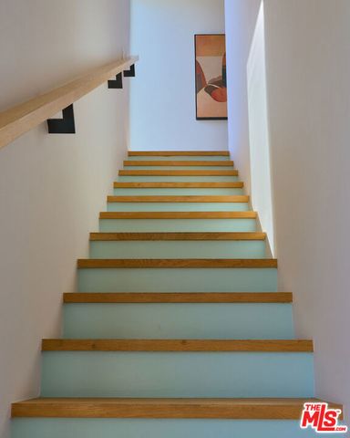 2204 Rosey Way, Los Angeles, CA 90026