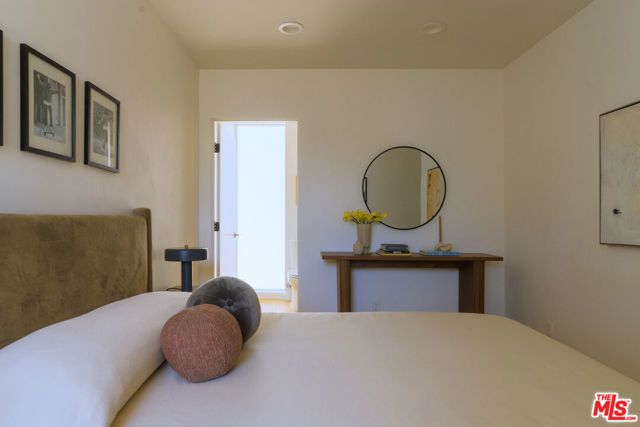 2204 Rosey Way, Los Angeles, CA 90026