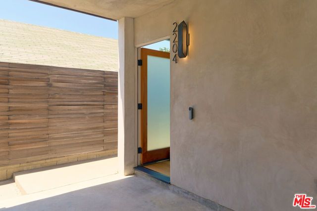 2204 Rosey Way, Los Angeles, CA 90026