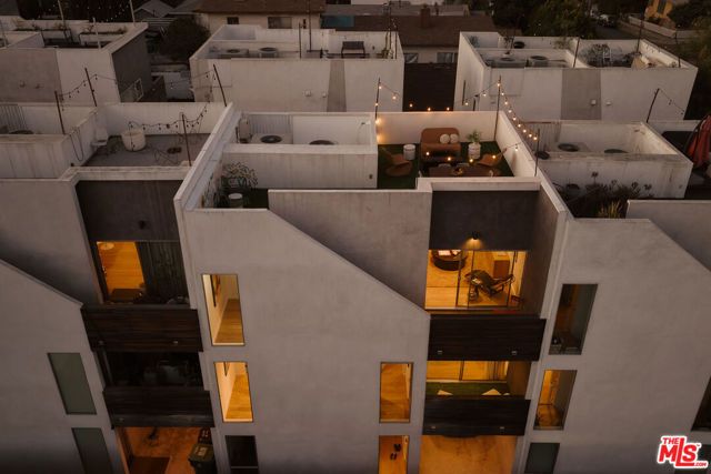2204 Rosey Way, Los Angeles, CA 90026