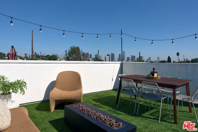 2204 Rosey Way, Los Angeles, CA 90026