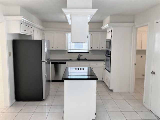 4907 Eagle Trail Drive, Houston, TX 77084