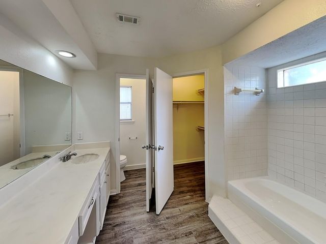4907 Eagle Trail Drive, Houston, TX 77084
