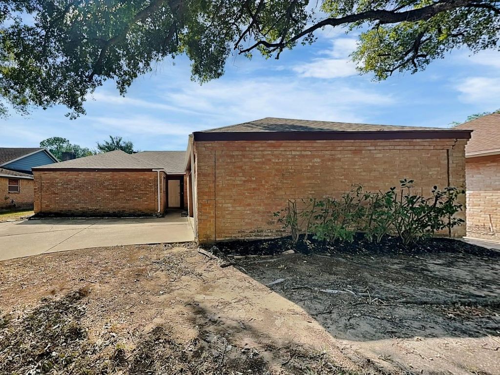 4907 Eagle Trail Drive, Houston, TX 77084