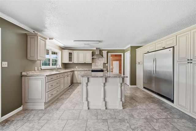 2854 Topsy Rd Road, Lake Charles, LA 70611