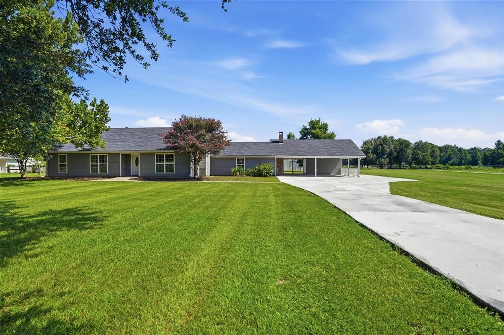 2854 Topsy Rd Road, Lake Charles, LA 70611