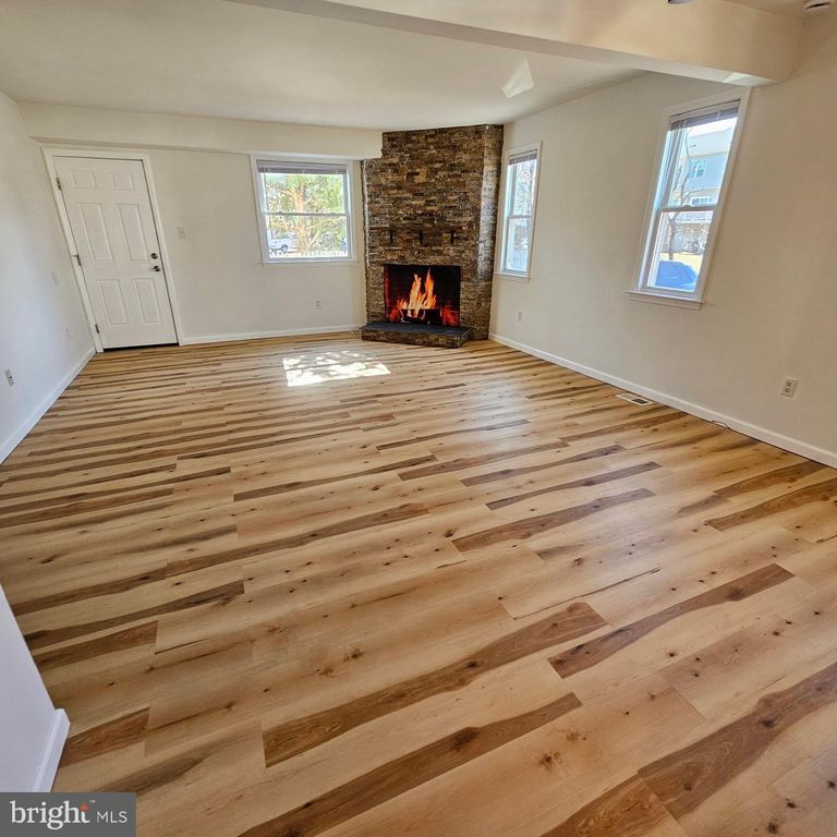 9 COTTAGE GATE RD, SICKLERVILLE, NJ 08081 — photo 4