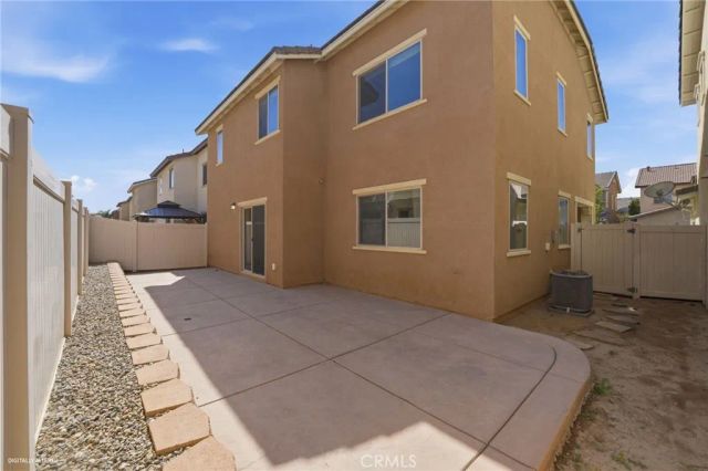 1422 Silverberry Lane, Beaumont, CA 92223