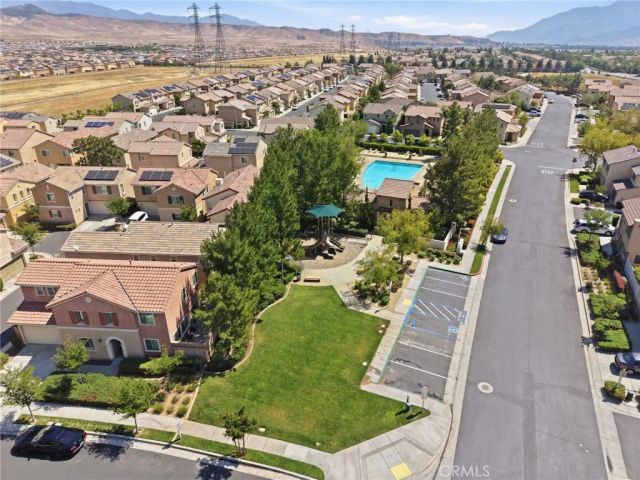 1422 Silverberry Lane, Beaumont, CA 92223