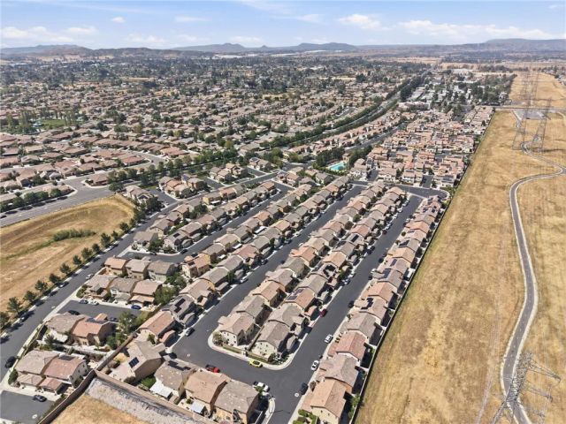 1422 Silverberry Lane, Beaumont, CA 92223