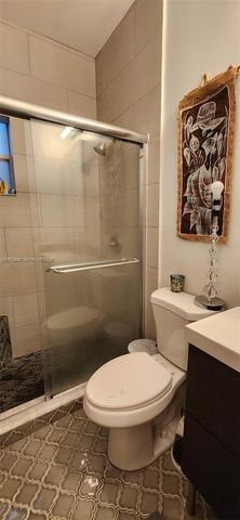 2850 Coconut Ave 7, Miami, FL 33133