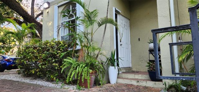 2850 Coconut Ave 7, Miami, FL 33133