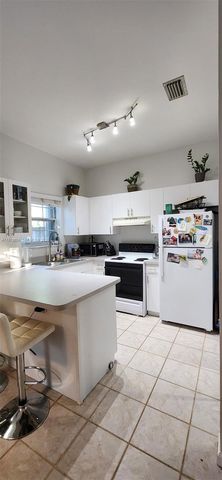 2850 Coconut Ave 7, Miami, FL 33133