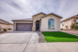 891 CEDAR PARK Avenue, Santa Teresa, NM 88008