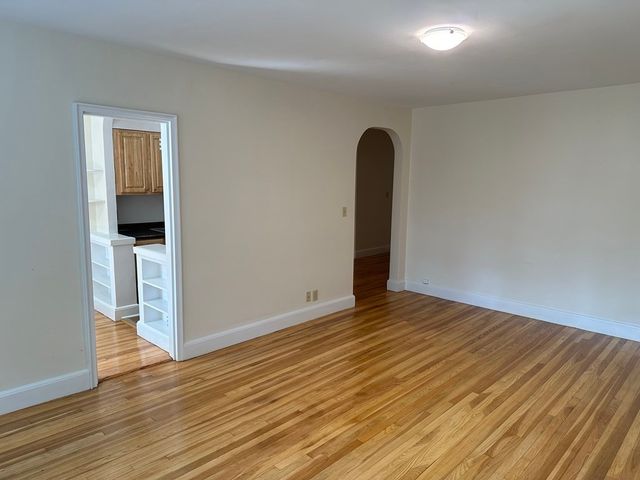 24 Concord Ave 312, Cambridge, MA 02138
