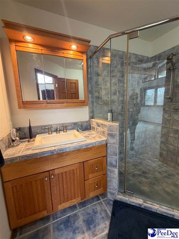 90 Roberts Ln, Salters, SC 29590