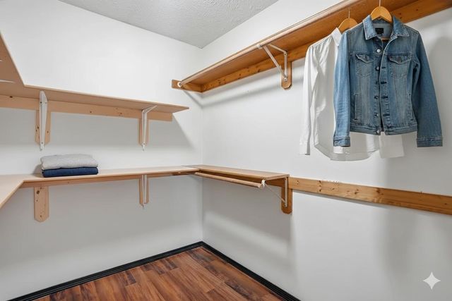 15806 E 23RD Ave, Spokane Valley, WA 99037