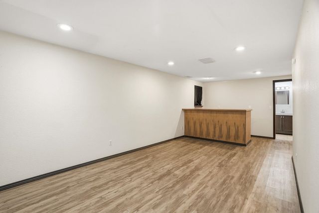 15806 E 23RD Ave, Spokane Valley, WA 99037