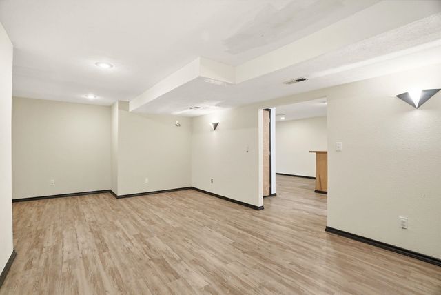 15806 E 23RD Ave, Spokane Valley, WA 99037