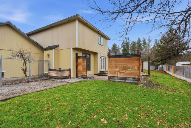 15806 E 23RD Ave, Spokane Valley, WA 99037