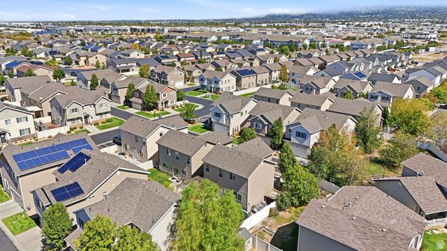 923 W STONEHAVEN DR, North Salt Lake, UT 84054