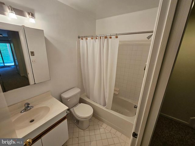 6908 10 TIMBERS LN, Baltimore, MD 21209