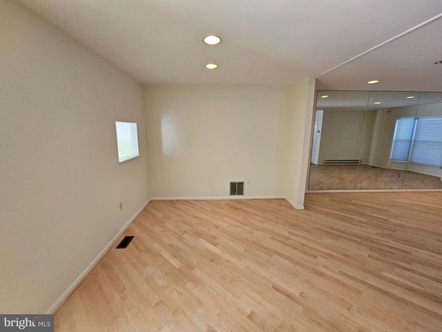 6908 10 TIMBERS LN, Baltimore, MD 21209