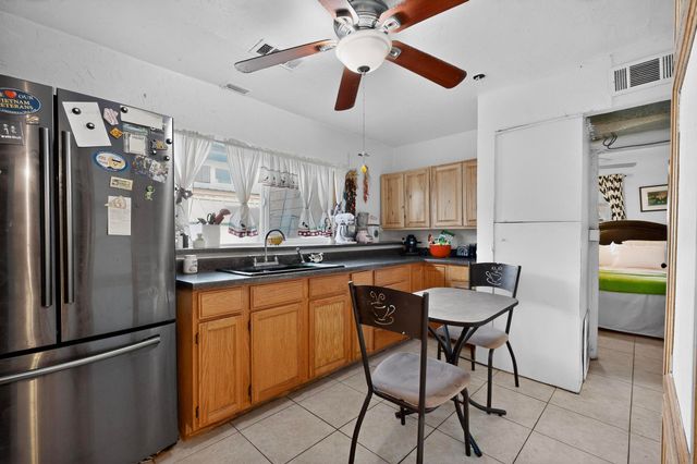 113 La Media Road SW, Albuquerque, NM 87105