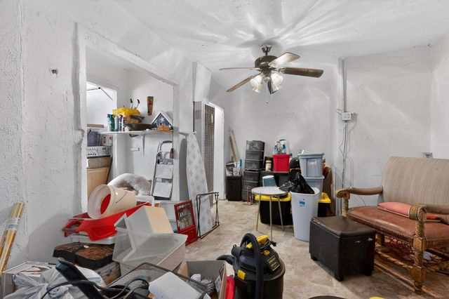 113 La Media Road SW, Albuquerque, NM 87105