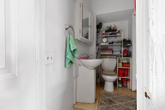 113 La Media Road SW, Albuquerque, NM 87105