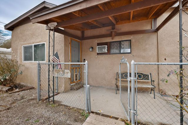 113 La Media Road SW, Albuquerque, NM 87105