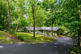 4085 E Loch Alpine Drive E, Scio Twp, MI 48103