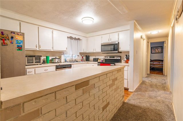 716 Stauffer Ave, Scottdale, PA 15683