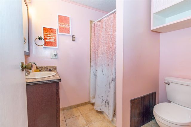 716 Stauffer Ave, Scottdale, PA 15683