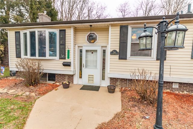 716 Stauffer Ave, Scottdale, PA 15683