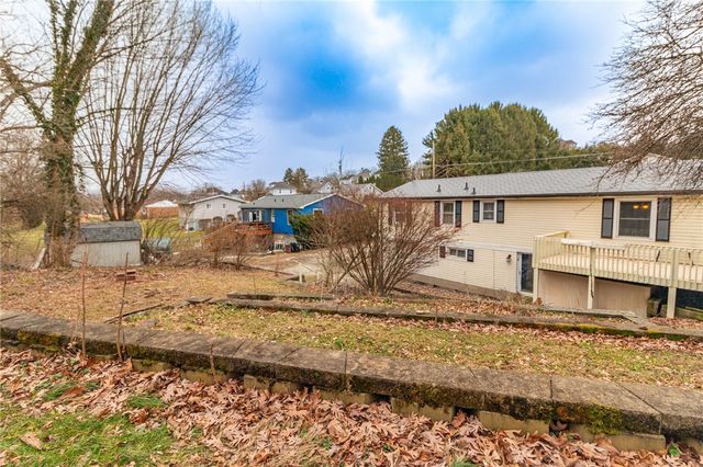 716 Stauffer Ave, Scottdale, PA 15683