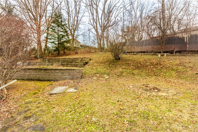 716 Stauffer Ave, Scottdale, PA 15683