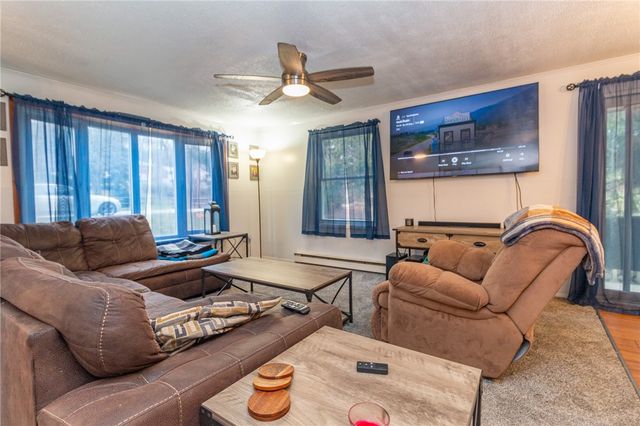 716 Stauffer Ave, Scottdale, PA 15683