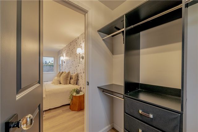 7 Glenville Drive, Gates, NY 14606