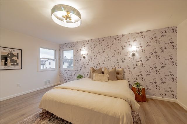 7 Glenville Drive, Gates, NY 14606