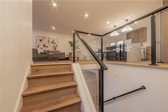 7 Glenville Drive, Gates, NY 14606