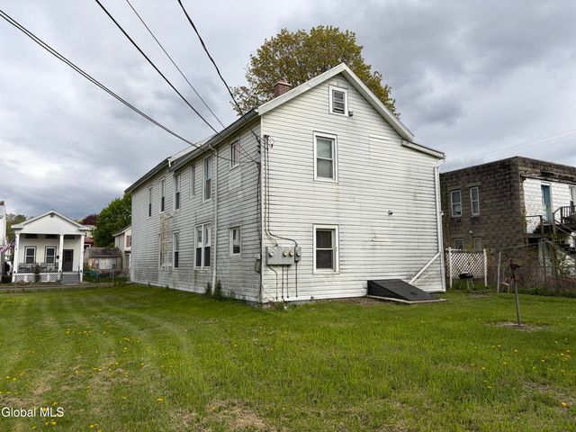 82 4th Street, Waterford Village, NY 12188