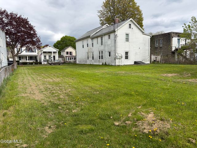 82 4th Street, Waterford Village, NY 12188